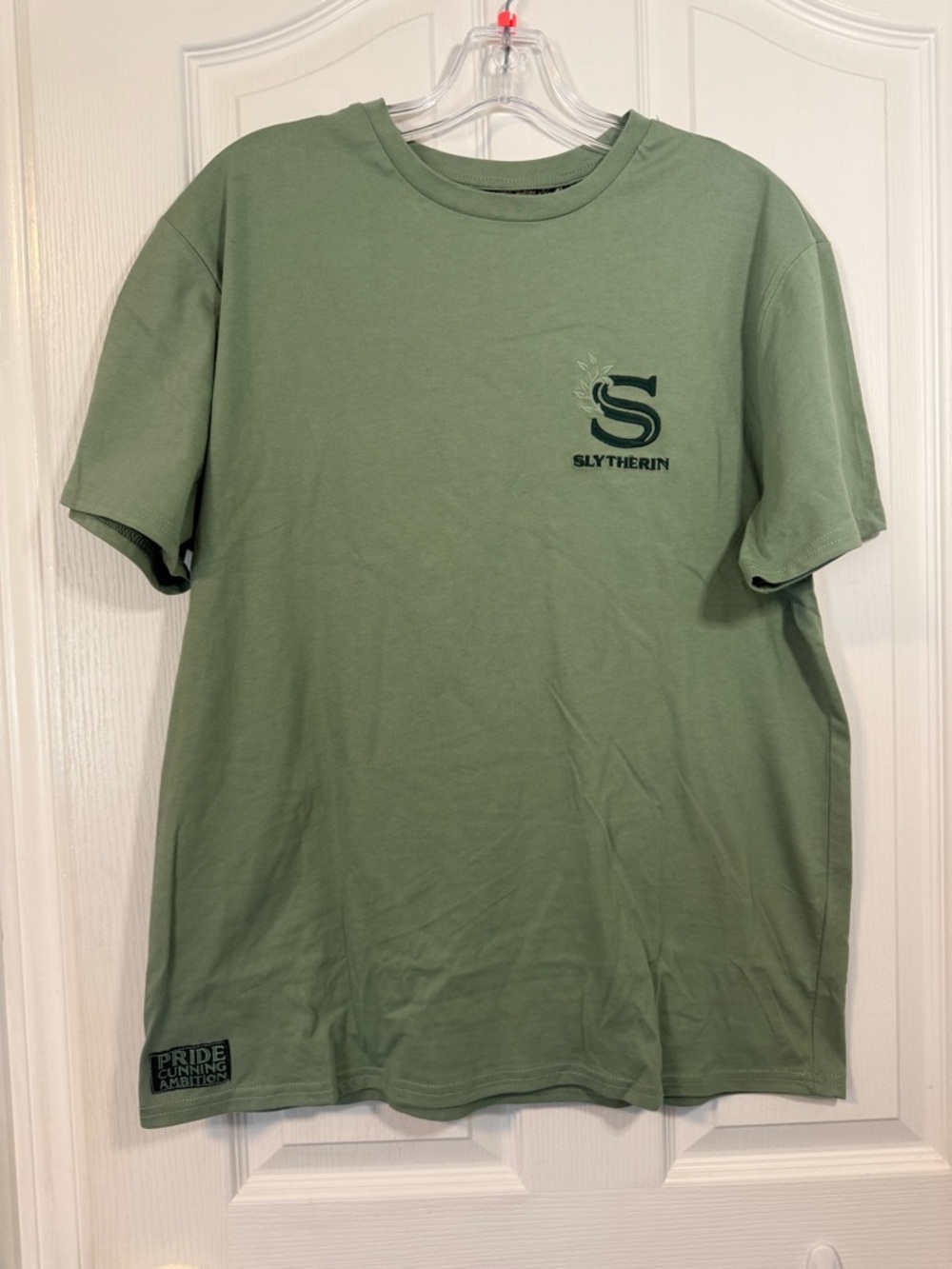 Harry Potter Warner Bros. Slytherin Logo Short Sleeve Tee - Sage Green Medium